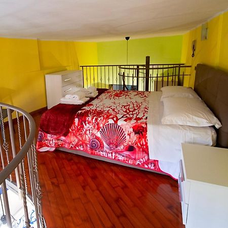 Casa "Positano" Da Ely - Salerno Centro Con Self Check-In Apartment Екстериор снимка