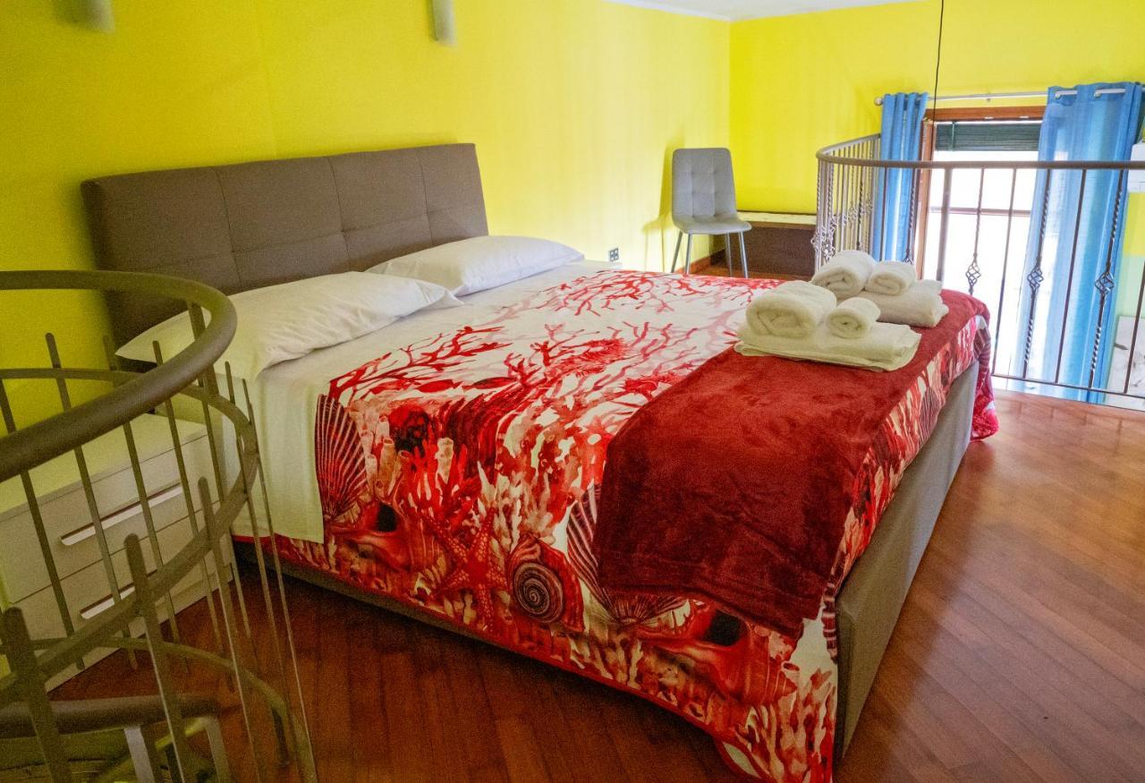 Casa "Positano" Da Ely - Salerno Centro Con Self Check-In Apartment Екстериор снимка