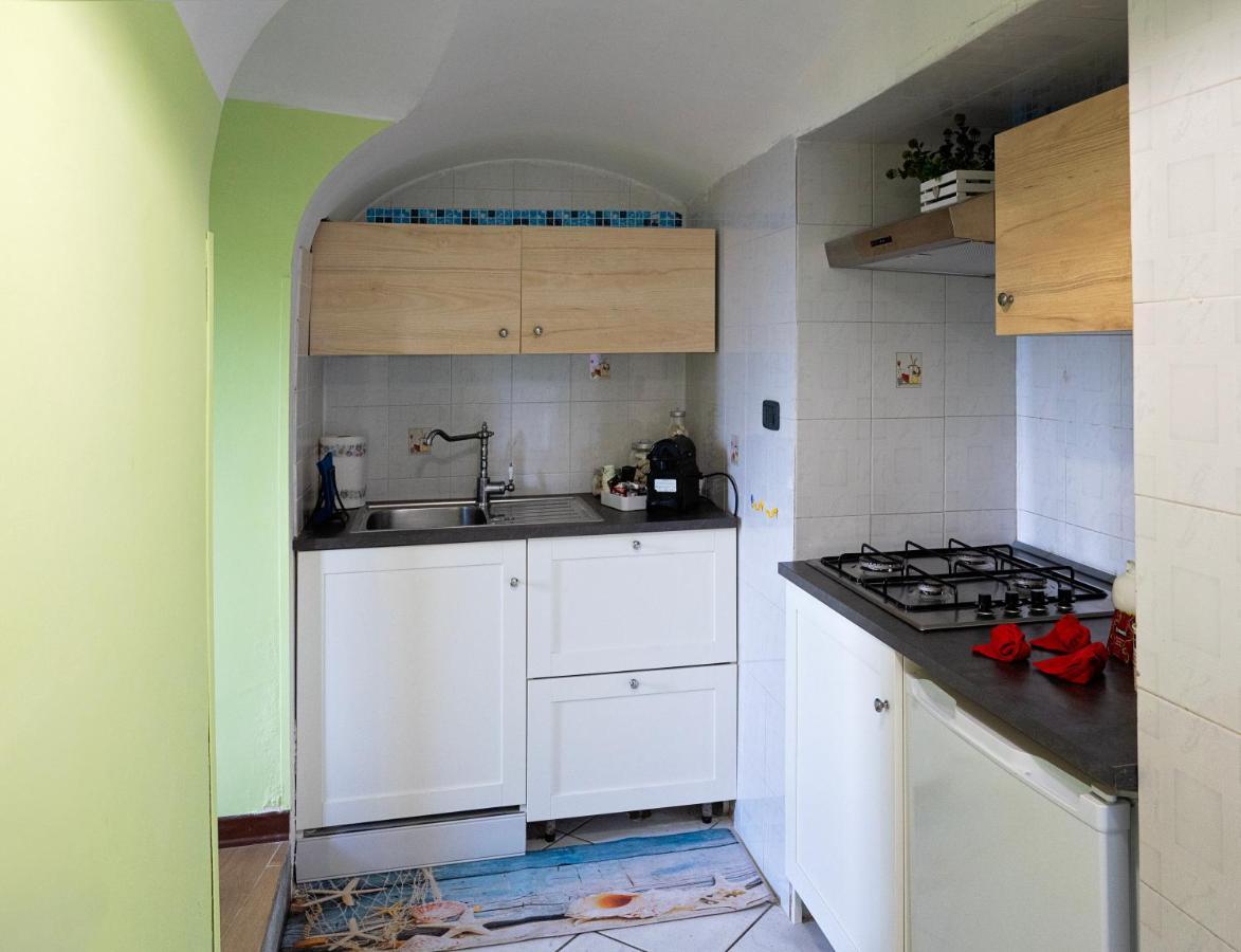 Casa "Positano" Da Ely - Salerno Centro Con Self Check-In Apartment Екстериор снимка