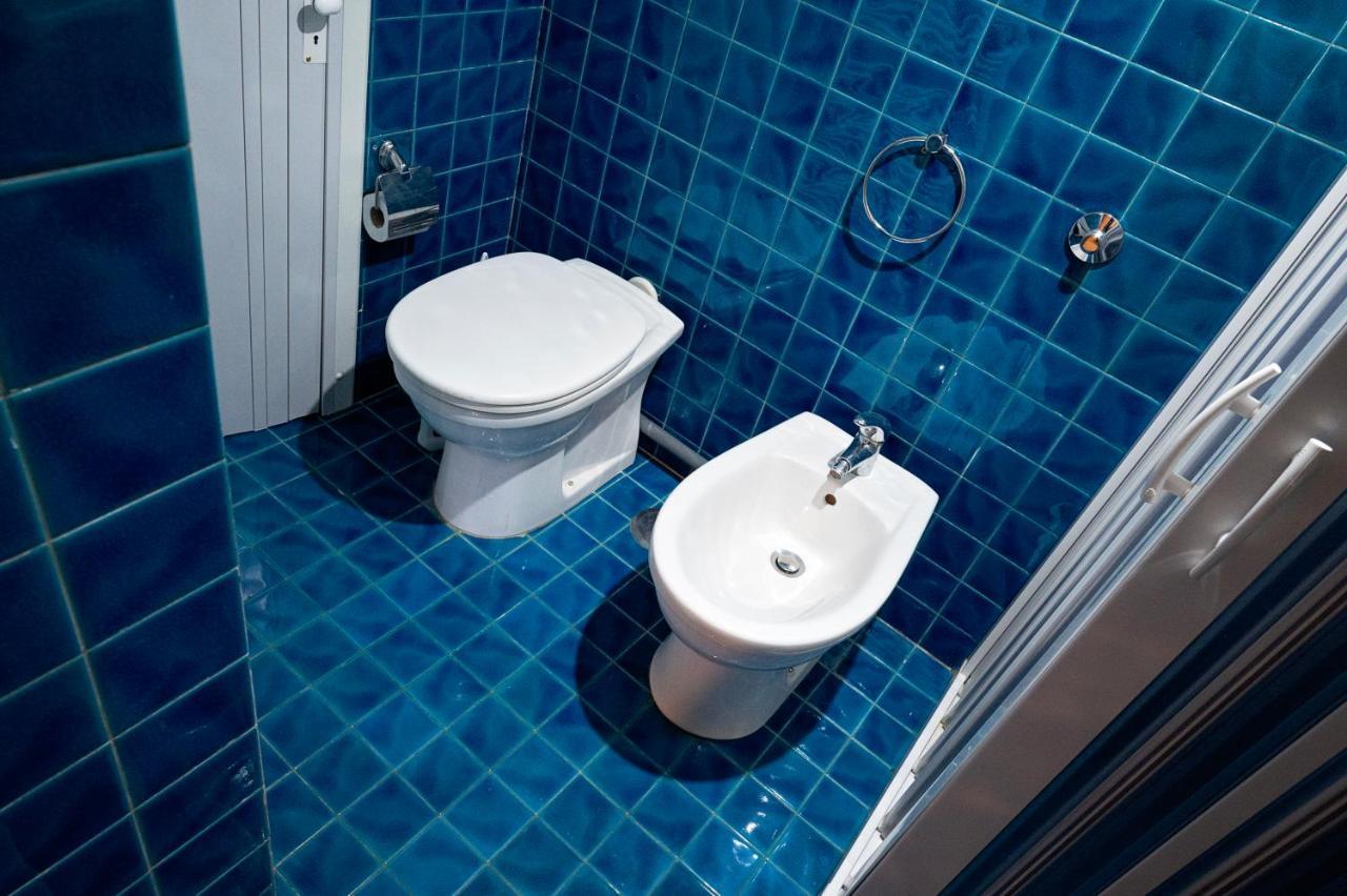 Casa "Positano" Da Ely - Salerno Centro Con Self Check-In Apartment Екстериор снимка