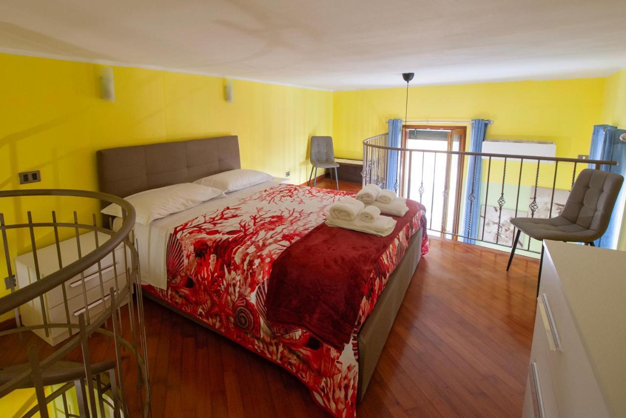 Casa "Positano" Da Ely - Salerno Centro Con Self Check-In Apartment Екстериор снимка