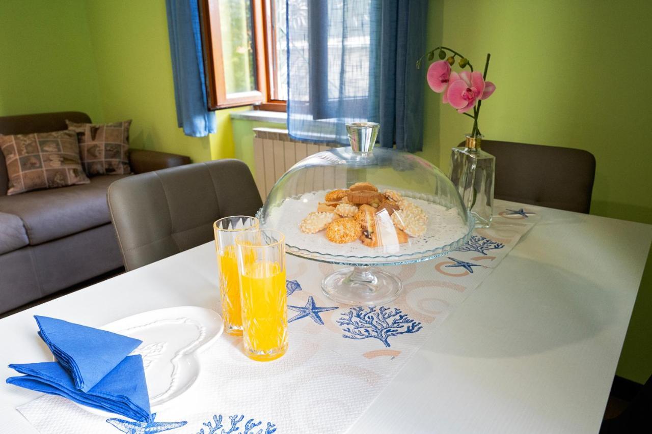 Casa "Positano" Da Ely - Salerno Centro Con Self Check-In Apartment Екстериор снимка