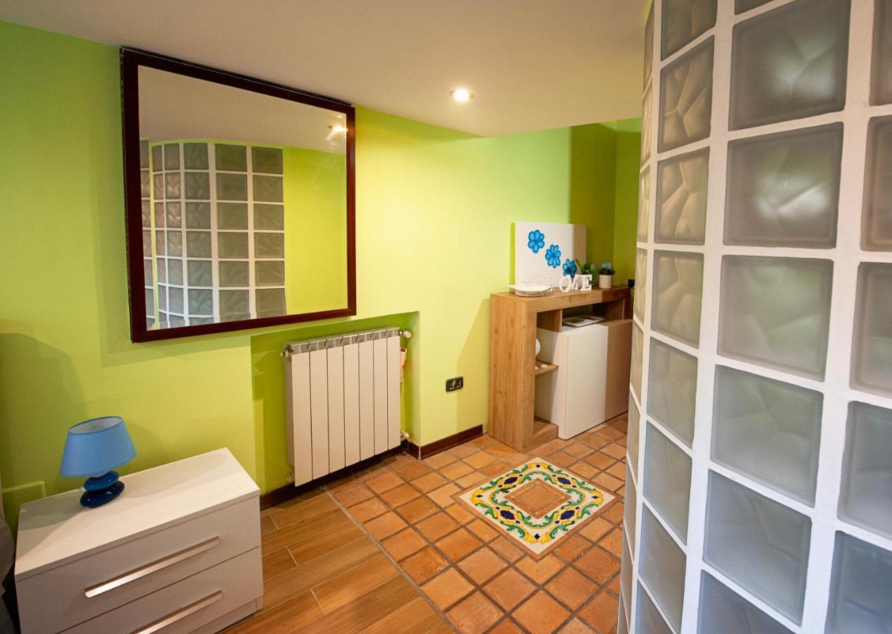 Casa "Positano" Da Ely - Salerno Centro Con Self Check-In Apartment Екстериор снимка