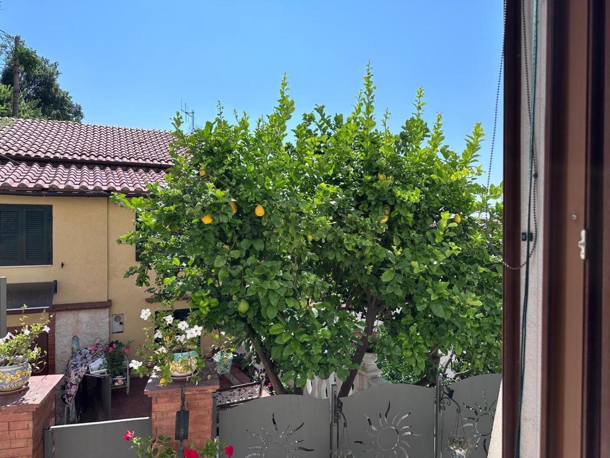 Casa "Positano" Da Ely - Salerno Centro Con Self Check-In Apartment Екстериор снимка